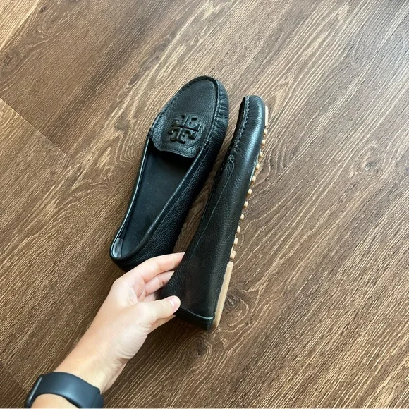 Tory Burch Black Lowell 2 Driver Tumbled Loafer Flats - Picture 7 of 13